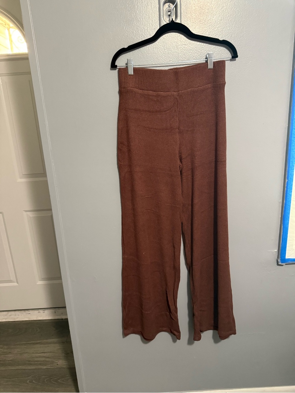 Zenana Outfitters Wide Leg Pants Set in Rich Brown - Picture 5 of 7